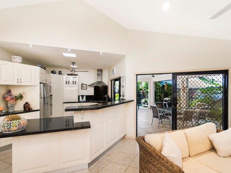 2 Lorikeet Close, Port Douglas QLD 4877