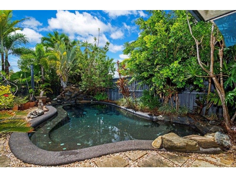 2 Lorikeet Close, Port Douglas QLD 4877