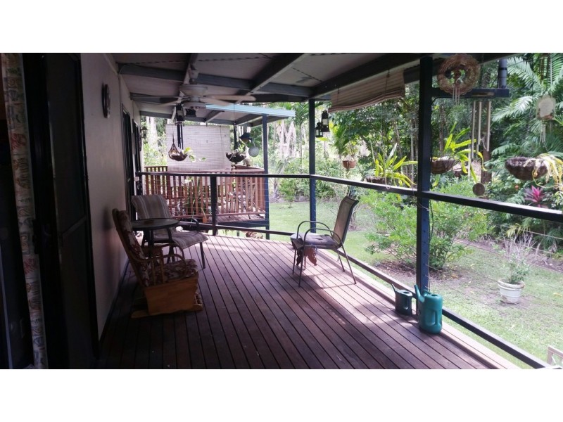 10 Third Street Ayton, Ayton QLD 4895