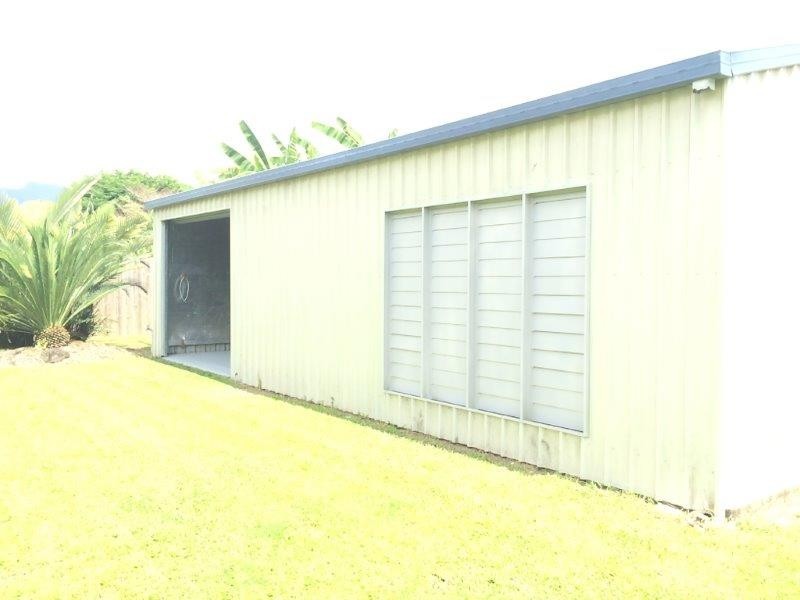 1 Satinash Street, Mossman QLD 4873