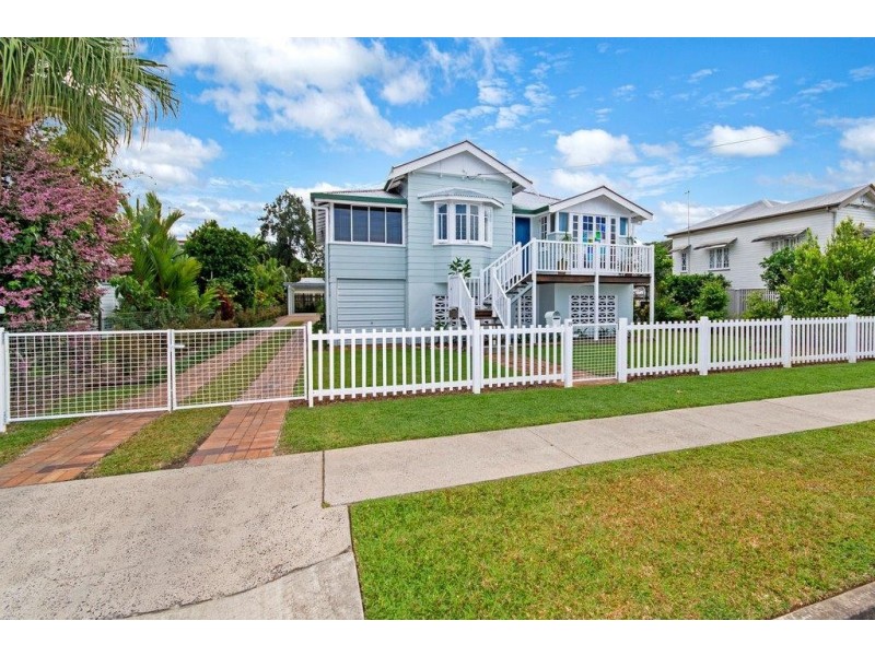 19 Johnston Road, Mossman QLD 4873