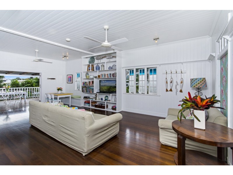 19 Johnston Road, Mossman QLD 4873