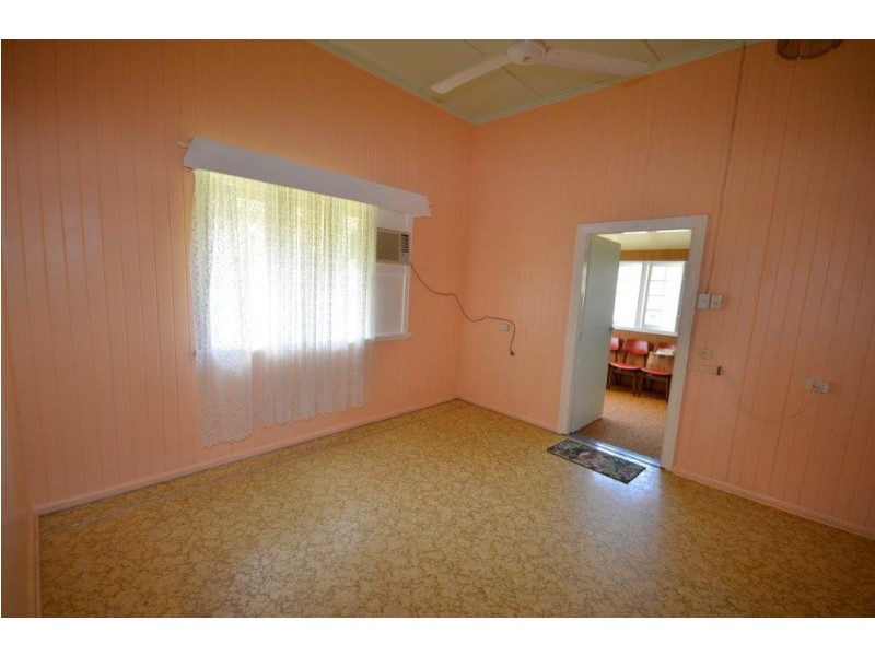 4 Dan Hart Lane, Mossman QLD 4873