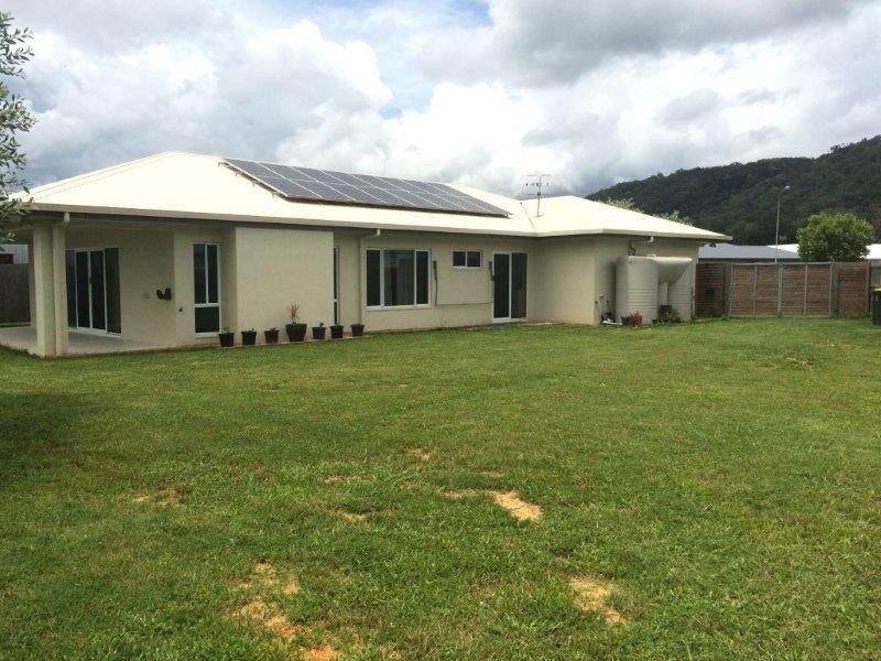 8 Spoonbill Close, Mossman QLD 4873