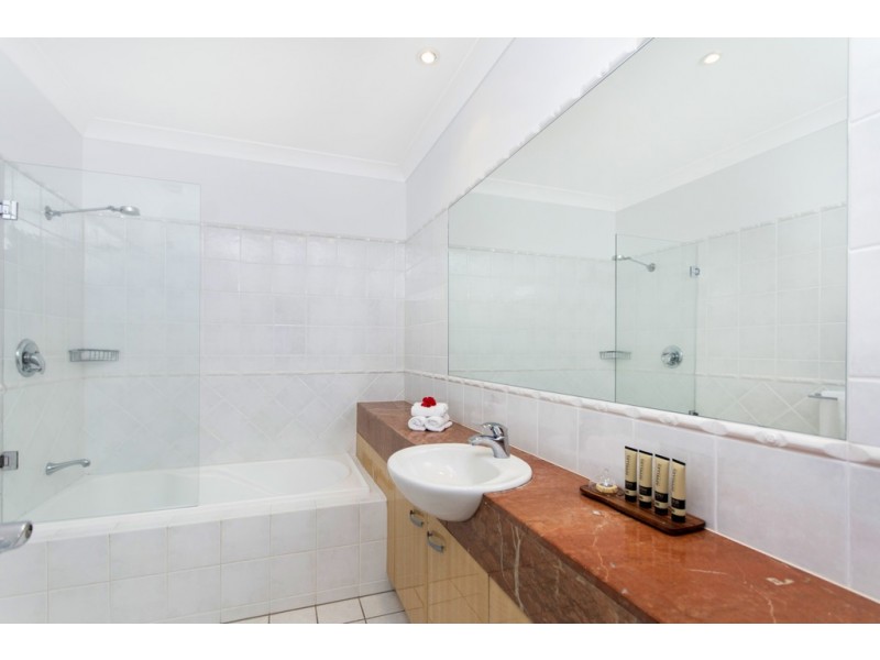 8/70 Nautilus Street (Paradise Links), Port Douglas QLD 4877