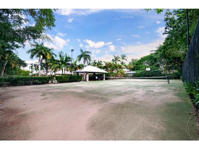 8/70 Nautilus Street (Paradise Links), Port Douglas QLD 4877