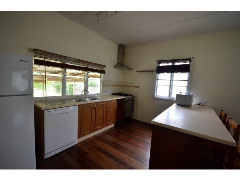49 Pringle Street, Mossman QLD 4873