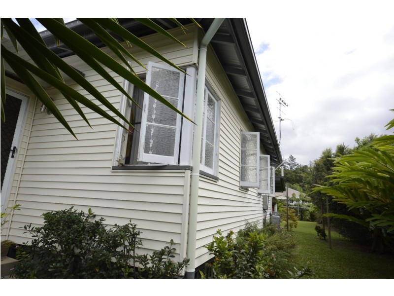 49 Pringle Street, Mossman QLD 4873