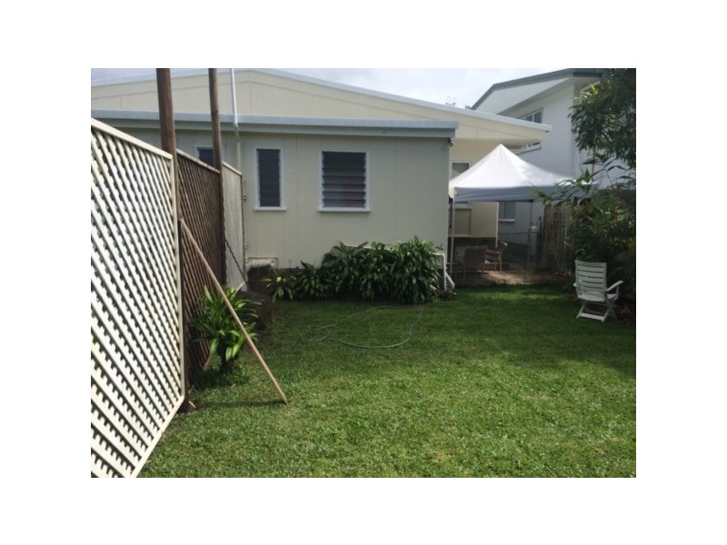 2/7 Andrews St, Newell QLD 4873