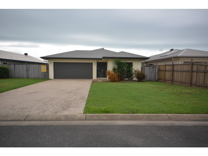 4 Yidi Close, Cooya Beach QLD 4873