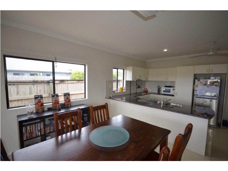 4 Yidi Close, Cooya Beach QLD 4873