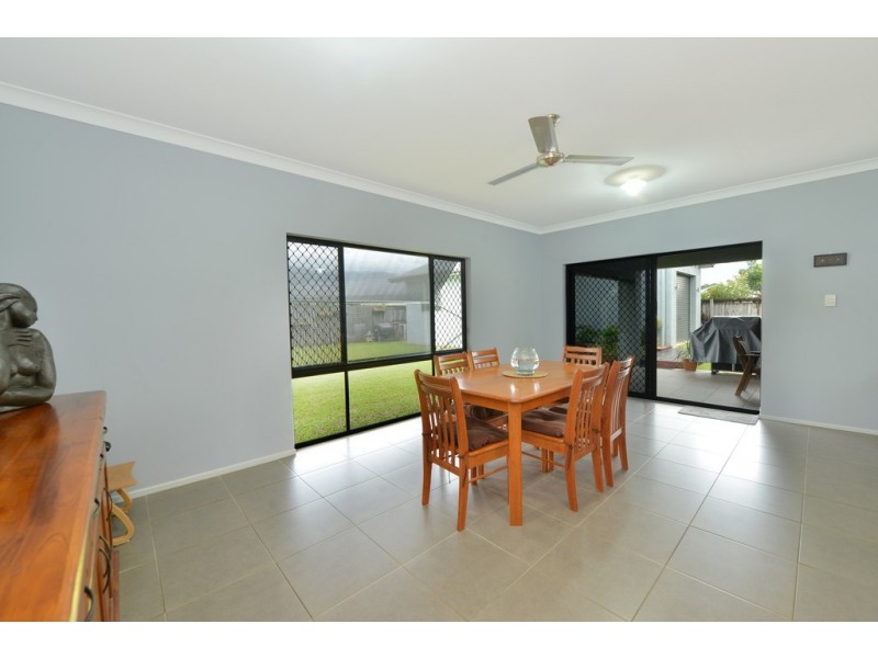 9 Gerygone Close, Mossman QLD 4873