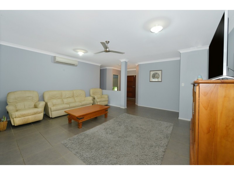 9 Gerygone Close, Mossman QLD 4873