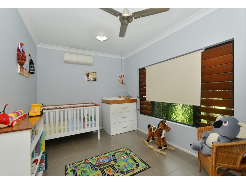 9 Gerygone Close, Mossman QLD 4873