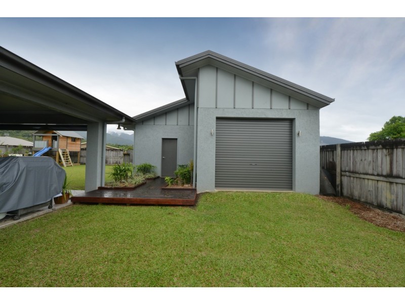 9 Gerygone Close, Mossman QLD 4873