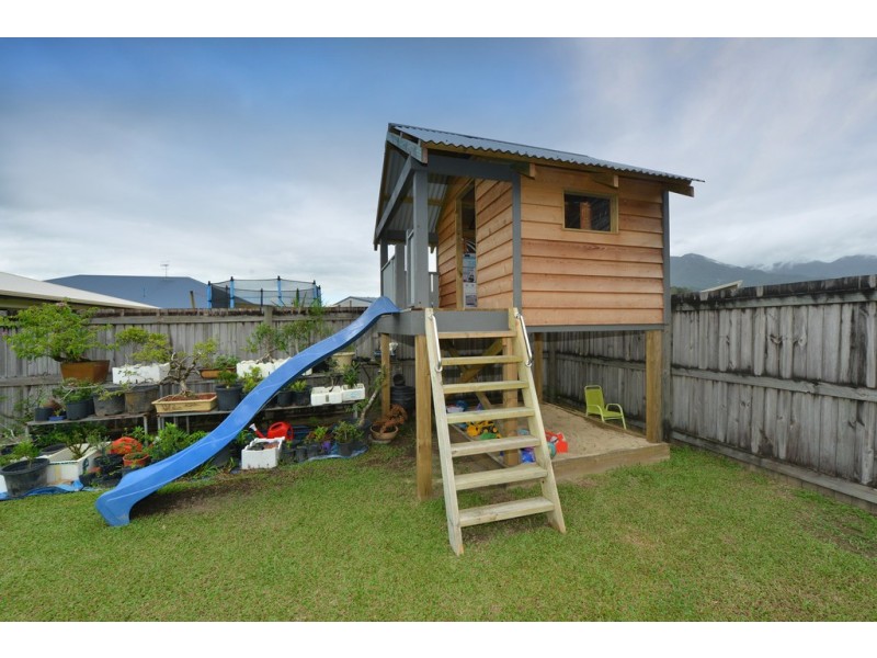 9 Gerygone Close, Mossman QLD 4873