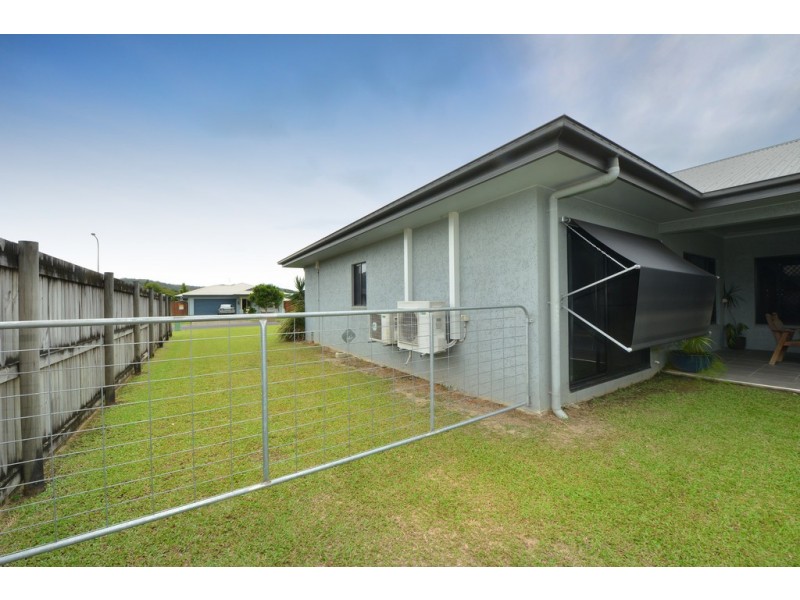 9 Gerygone Close, Mossman QLD 4873