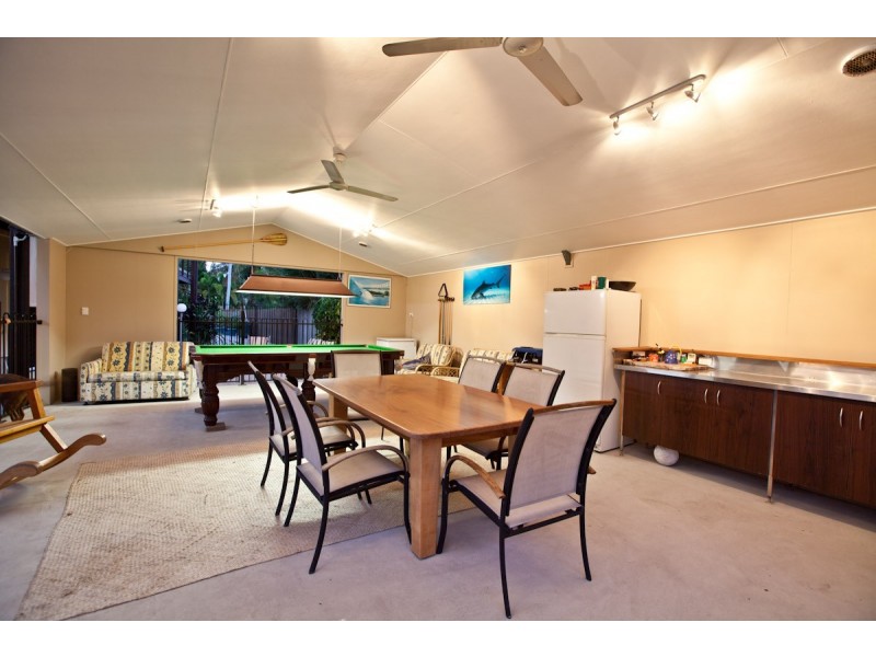 17 Pecten Avenue, Port Douglas QLD 4877