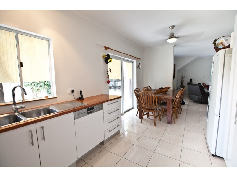 17 Pecten Avenue, Port Douglas QLD 4877