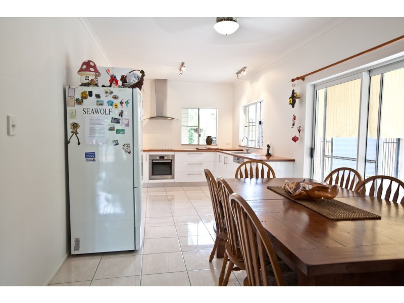 17 Pecten Avenue, Port Douglas QLD 4877
