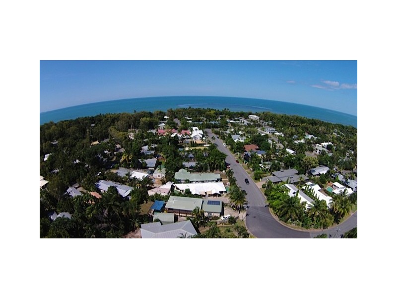 17 Pecten Avenue, Port Douglas QLD 4877