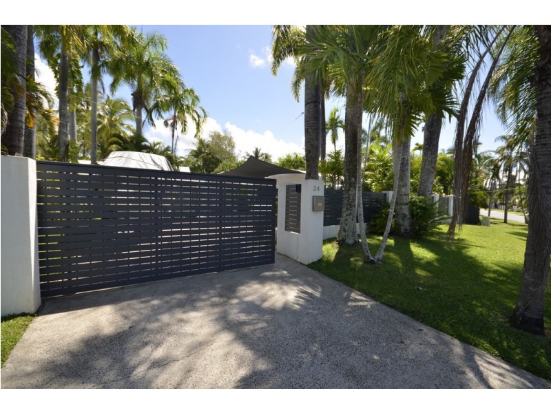 24 Endeavour Street, Port Douglas QLD 4877