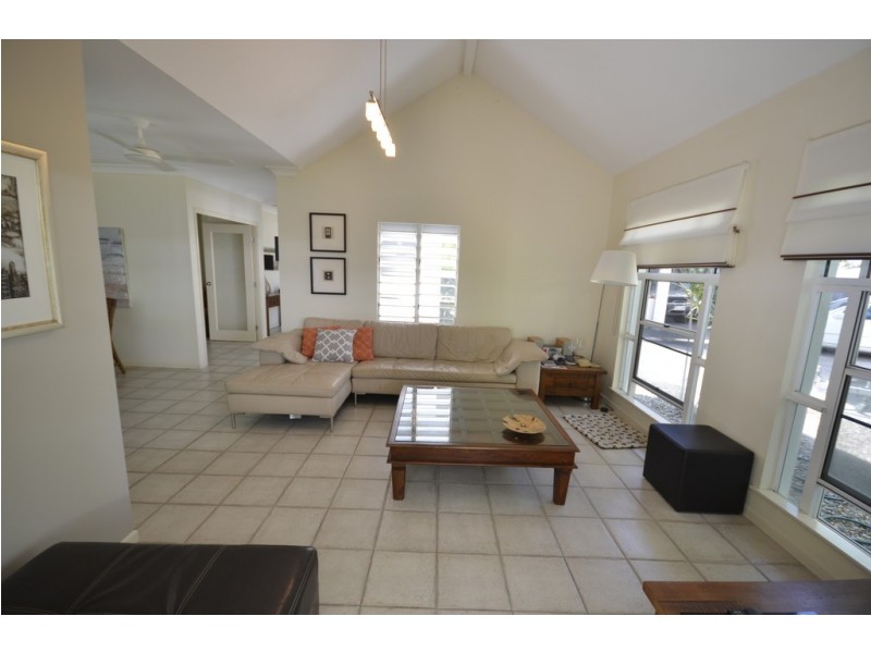 24 Endeavour Street, Port Douglas QLD 4877