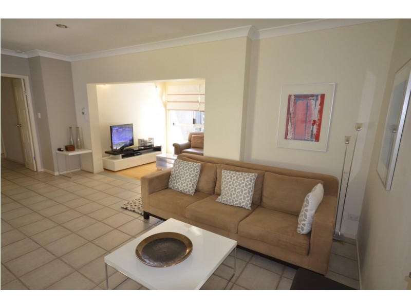 24 Endeavour Street, Port Douglas QLD 4877