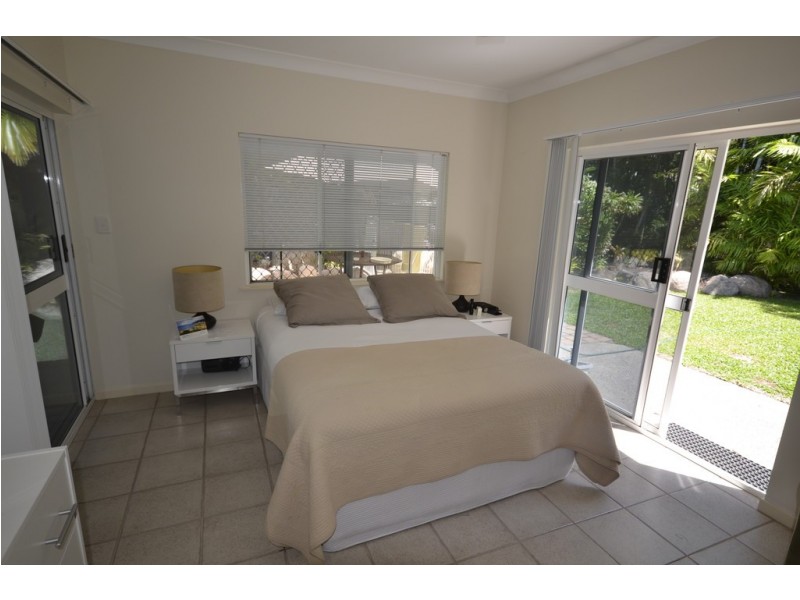 24 Endeavour Street, Port Douglas QLD 4877