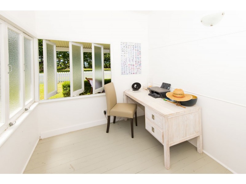 68 Marine Parade, Newell QLD 4873