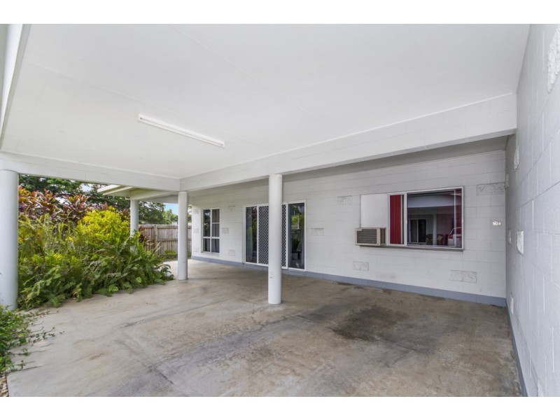 11a Johnston Road, Mossman QLD 4873