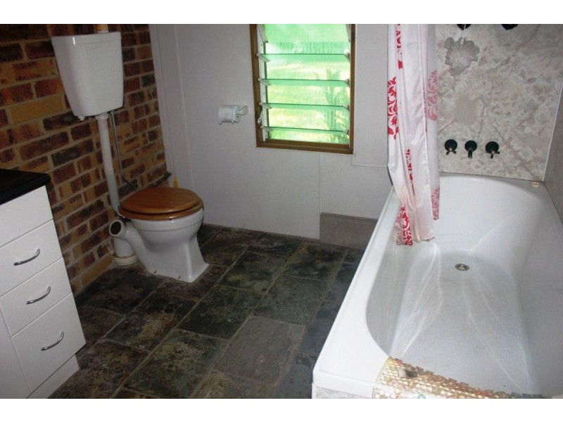 215 Forest Creek Road, Daintree QLD 4873