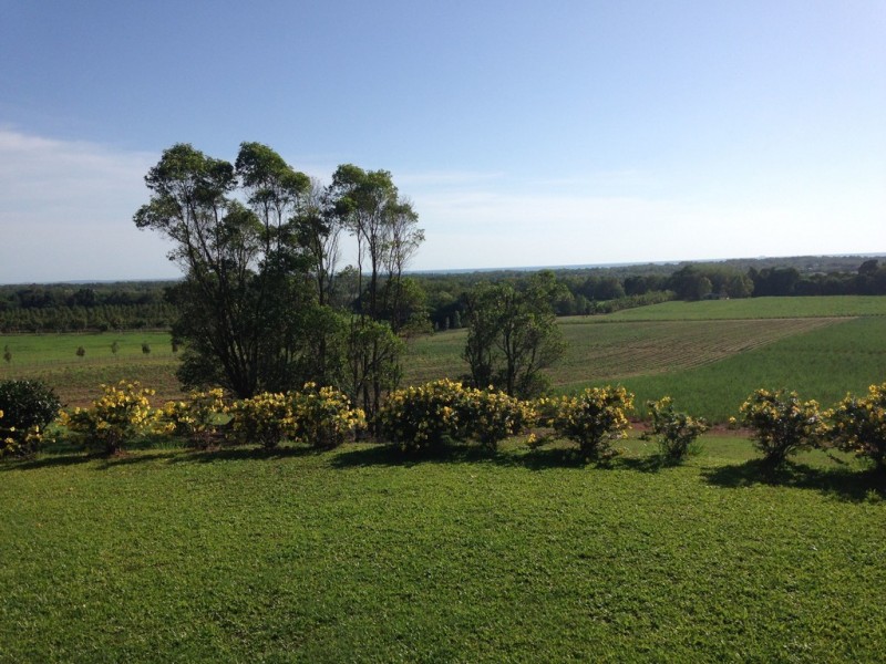 71 Crees Road, Port Douglas QLD 4877