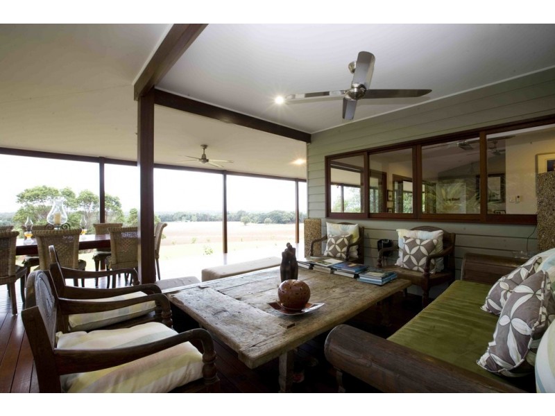 71 Crees Road, Port Douglas QLD 4877