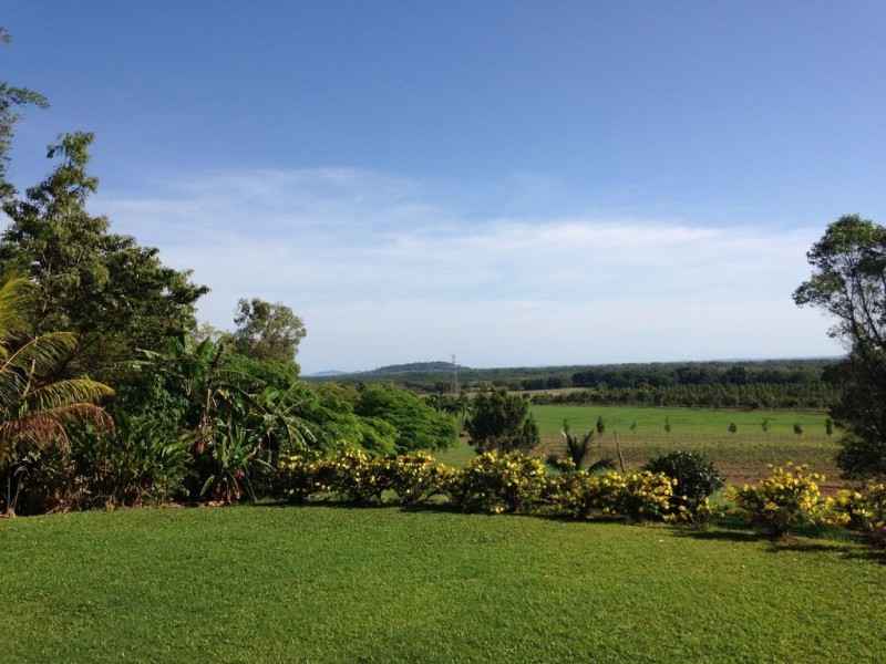 71 Crees Road, Port Douglas QLD 4877