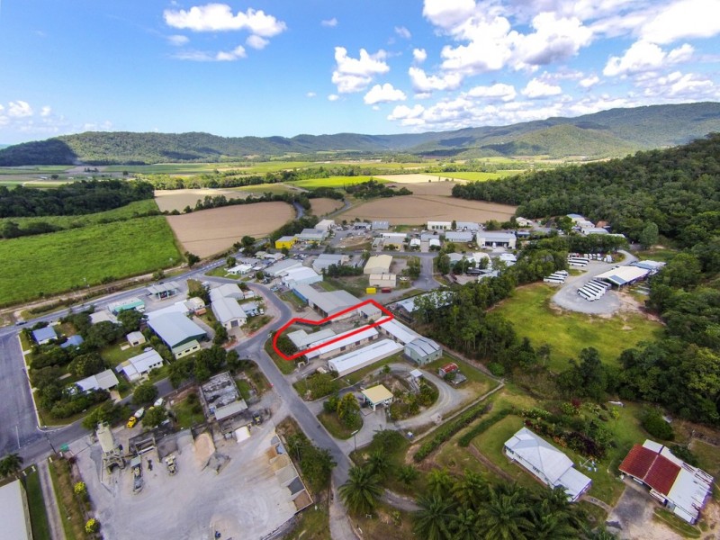 64 Pringle Street, Mossman QLD 4873