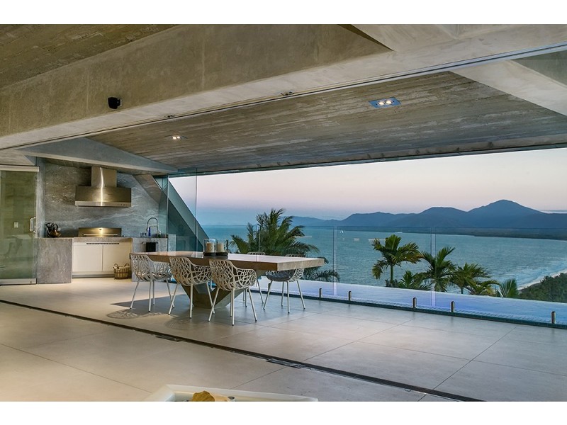 20 Island Point Road, Port Douglas QLD 4877