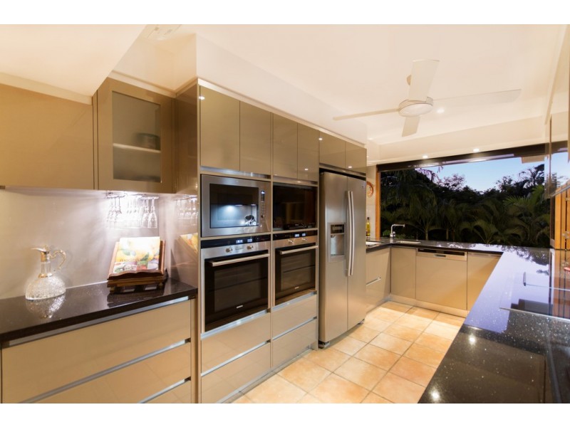 2 Murphy Street, Port Douglas QLD 4877