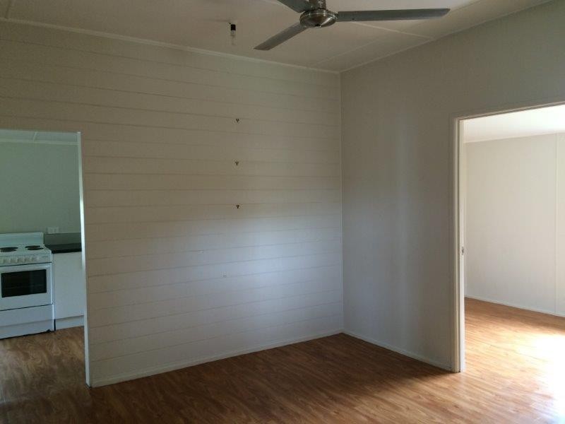 24 Junction Road, Mossman QLD 4873