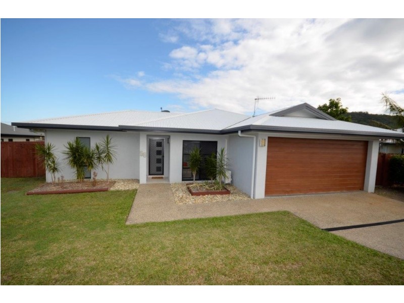 56 Cooya Beach Rd, Cooya Beach QLD 4873