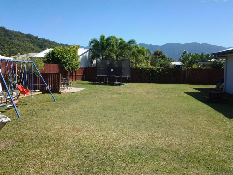 56 Cooya Beach Rd, Cooya Beach QLD 4873