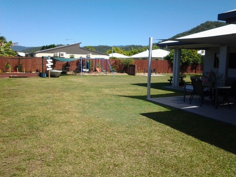 56 Cooya Beach Rd, Cooya Beach QLD 4873