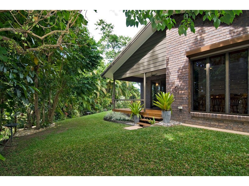 9 Coral Sea Drive, Mossman QLD 4873
