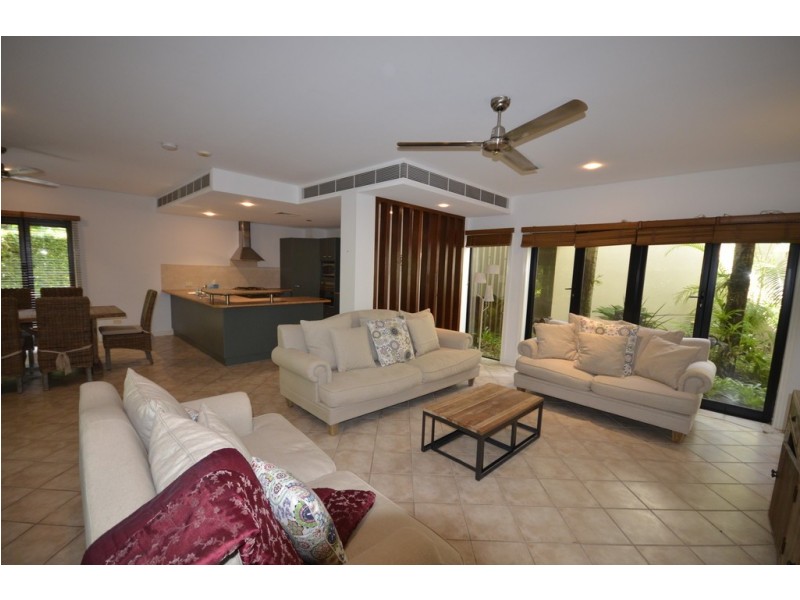 Villa 9/18 St Crispins Ave (Thornton St Crispins), Port Douglas QLD 4877