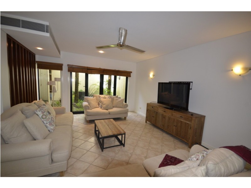 Villa 9/18 St Crispins Ave (Thornton St Crispins), Port Douglas QLD 4877