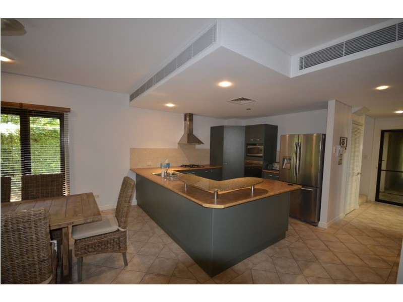 Villa 9/18 St Crispins Ave (Thornton St Crispins), Port Douglas QLD 4877