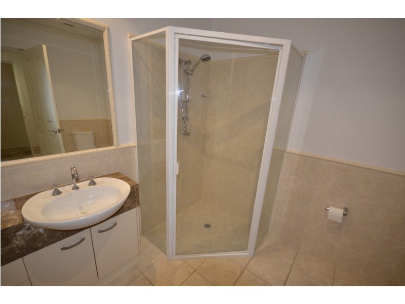 Villa 9/18 St Crispins Ave (Thornton St Crispins), Port Douglas QLD 4877