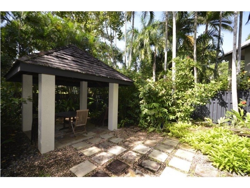 Villa 9/18 St Crispins Ave (Thornton St Crispins), Port Douglas QLD 4877