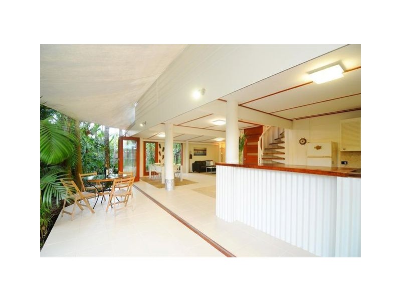 1 Poinciana Street, Cooya Beach QLD 4873