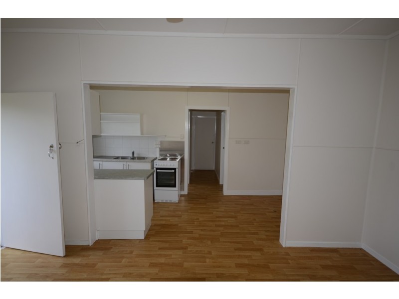 15 Johnston Road, Mossman QLD 4873